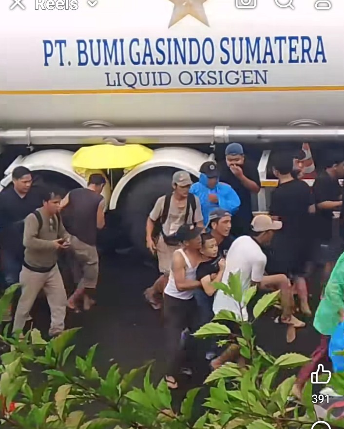 Lakalantas, Mobil PT Gilas Pengendara Muda