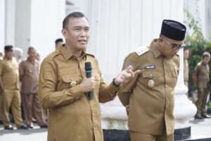 Hari Pertama Kerja, Bupati Kepahiang Gelar Apel Pagi Bersama Seluruh ASN
