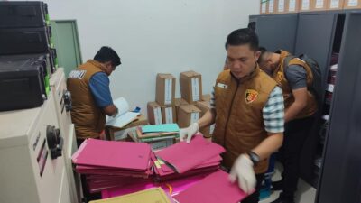 Kasus KMK, Polda Bengkulu Geledah Bank Bengkulu Cabang Kepahiang Kasus KMK, Polda Bengkulu Geledah Bank Bengkulu Cabang Kepahiang