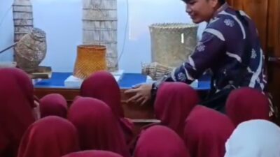 Anak TK Di Kepahiang Kunjungi Rumah Adat, Pelajari Warisan Budaya Sejak Dini