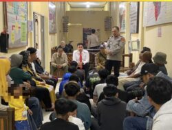 Berkumpul Hingga Larut Malam, Satreskrim Polres Kepahiang Beri Pembinaan Bersama Orang Tua Dan Tokoh Masyarakat