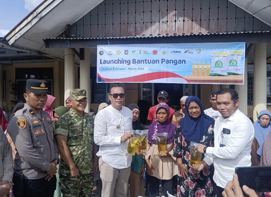 Bantuan Pangan Beras dan Minyak Goreng Disalurkan Pasca Lebaran – Sebanyak 18 Ribuan KPM Kepahiang Dapat Bantuan, BUPATI: Pastikan Tepat Sasaran Bantuan Pangan Beras dan Minyak Goreng Disalurkan Pasca Lebaran – Sebanyak 18 Ribuan KPM Kepahiang Dapat Bantuan, BUPATI: Pastikan Tepat Sasaran