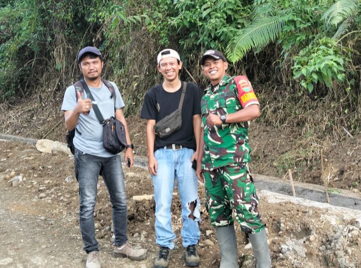 Babinsa Kawal Survei Jalan Talang Ratu, Kodim 0409/Rejang Lebong Pastikan Aspirasi Warga Jadi Prioritas Pembangunan