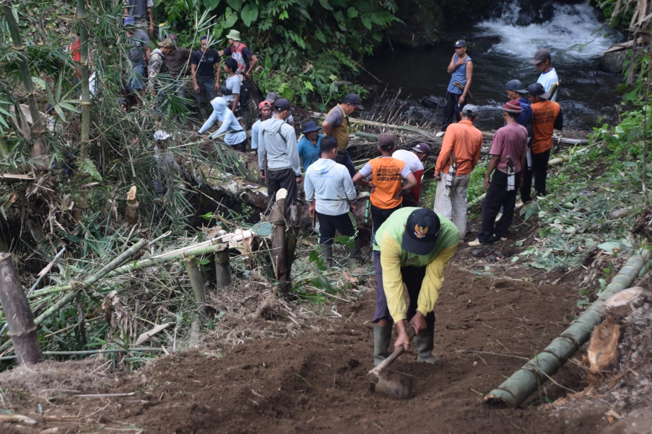 Warga Air Rusa Bergerak Bersama, Jembatan Perintis Garuda Siap Jadi Penghubung Harapan dan Perekonomian Desa