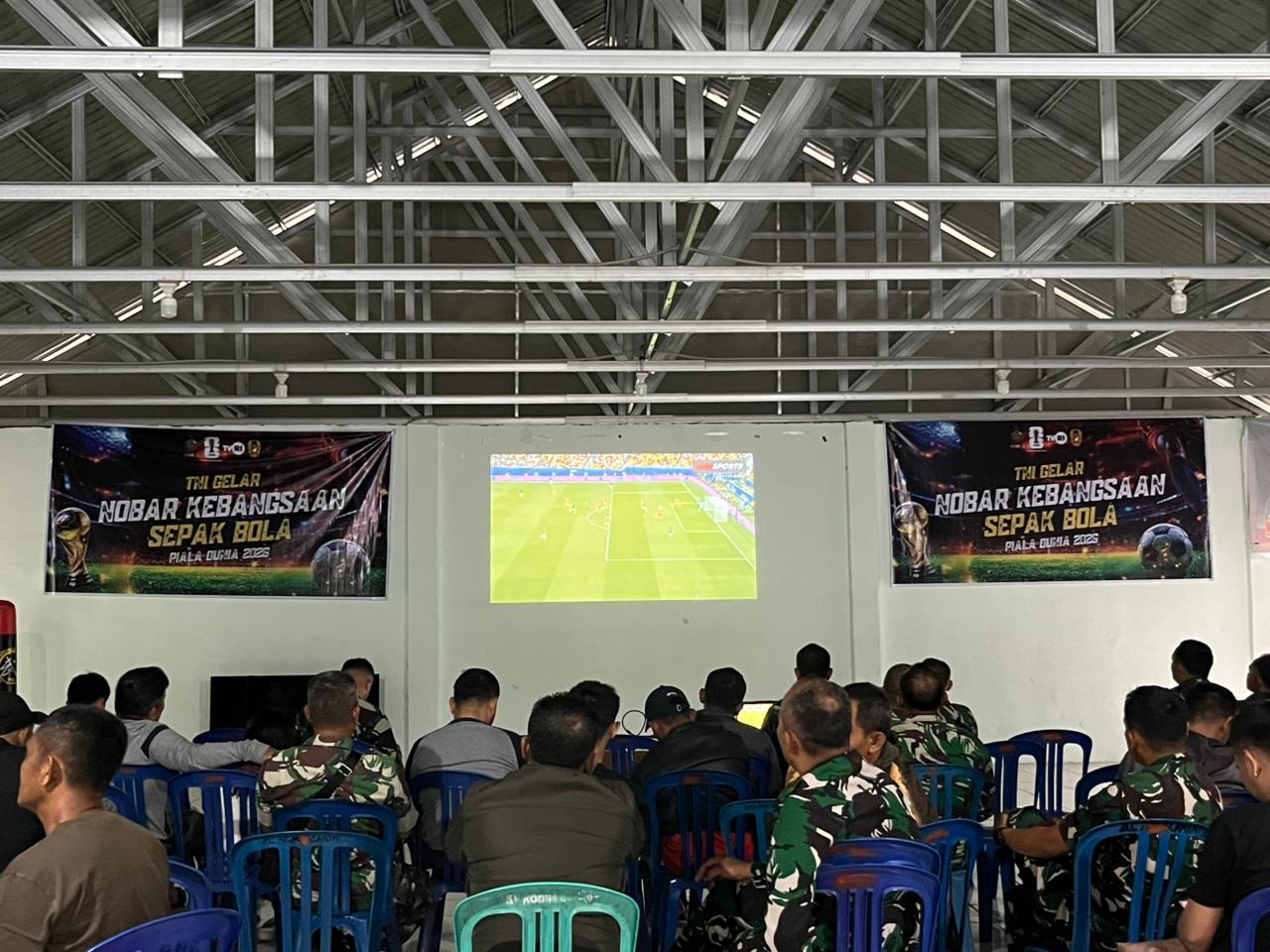 Nobar Piala Dunia 2026 di Makodim 0409/Rejang Lebong, Satukan Semangat Kebersamaan NKRI