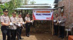 Polres Kepahiang Salurkan 50 Ekor Bebek Kamtibmas, AKBP Yuriko: Wujud Nyata Polri Peduli Masyarakat Polres Kepahiang Salurkan 50 Ekor Bebek Kamtibmas, AKBP Yuriko: Wujud Nyata Polri Peduli Masyarakat