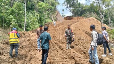 45 Persen Rampung! Jalan Baru Penyelamat Warga Talang Ratu dari Longsor Dikebut TNI