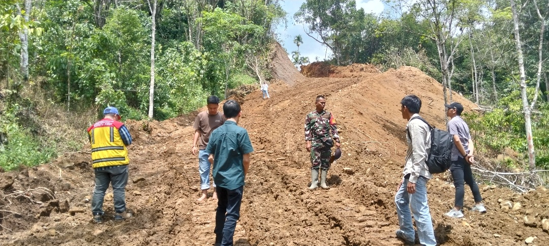 45 Persen Rampung! Jalan Baru Penyelamat Warga Talang Ratu dari Longsor Dikebut TNI