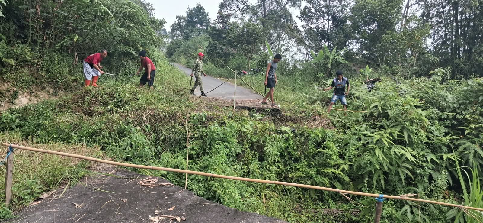 878 KK Menunggu Akses Baru, Jembatan Garuda 12 Meter Segera Hadir di Embong Uram 878 KK Menunggu Akses Baru, Jembatan Garuda 12 Meter Segera Hadir di Embong Uram
