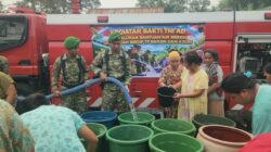 Kemarau Melanda, 187 KK di Bedeng SS Terima Bantuan Air Bersih dari TNI